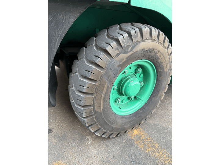 三菱 KFG15／1.5t／3Mマスト／AT／サイドシフト