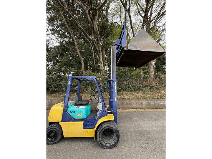 コマツ FD20HC-12／2.0t／3Mマスト／MT／バケット付き／ヒンジ