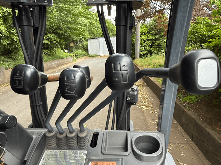 トヨタ 02-8FG30／3t／3Mマスト／AT