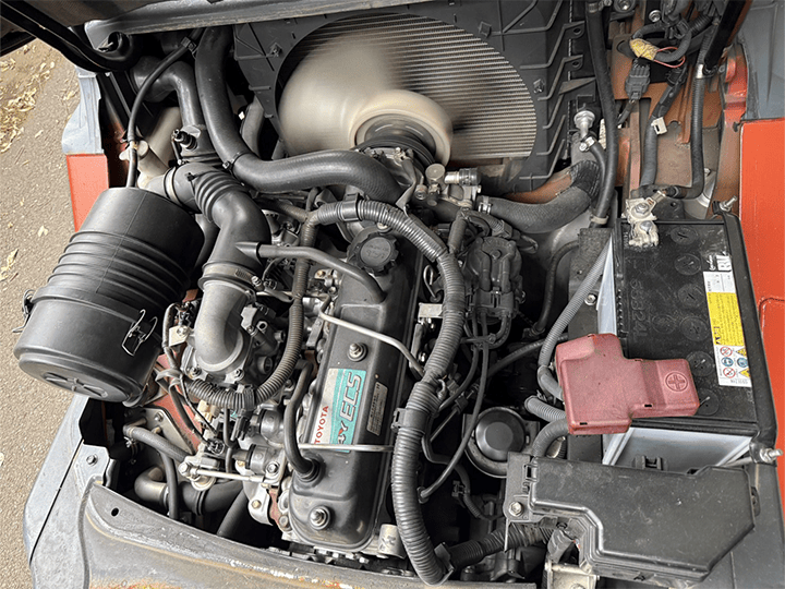 トヨタ 02-8FG30／3t／3Mマスト／AT