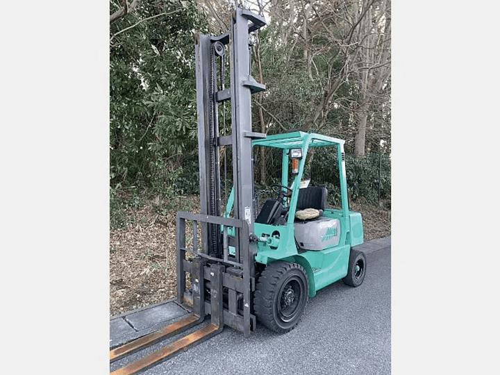 三菱 FG28／2.8t／5Mマスト／AT／サイドシフト付