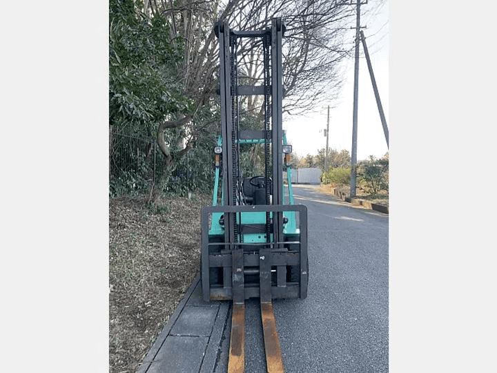 三菱 FG28／2.8t／5Mマスト／AT／サイドシフト付