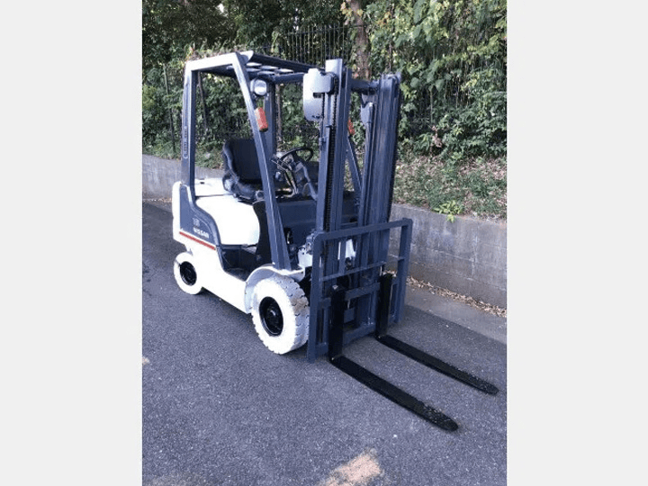 日産 NL01A15／アワー極少／1.5t／ガソリン／AT