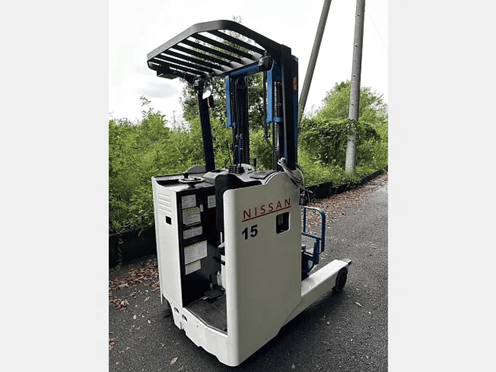 日産 U01F15 サイドシフト付／1.5t