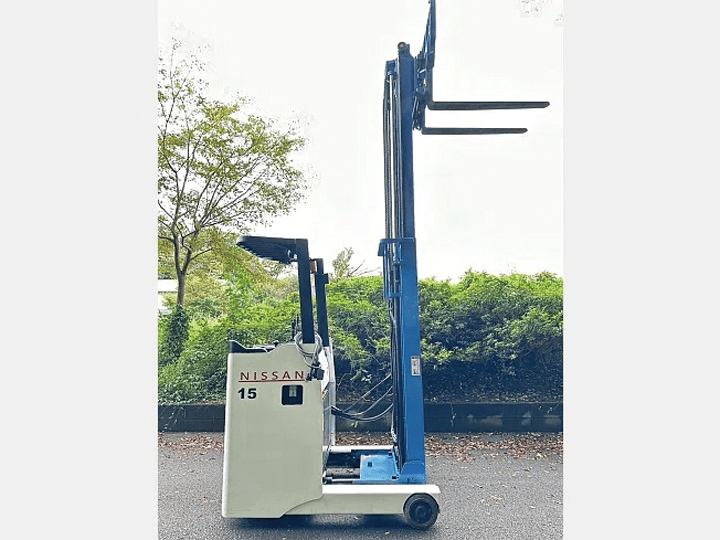 日産 U01F15 サイドシフト付／1.5t