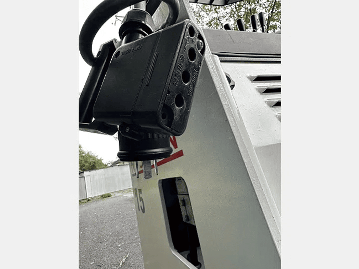 日産 U01F15 サイドシフト付／1.5t