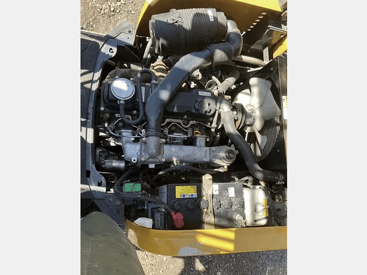 TCM FHD15C3／1.5t／ディーゼル／フォークシフター付