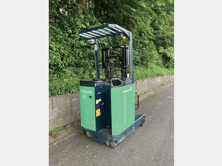 トヨタ 7FBRK9／900kg／揚高3ｍ
