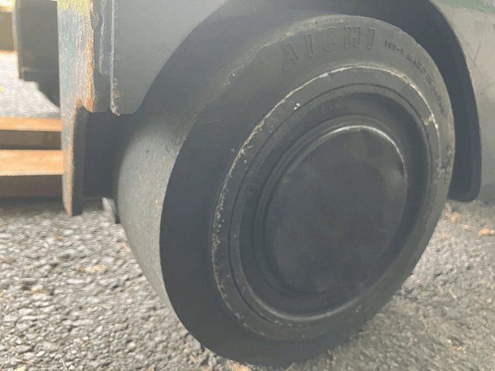 トヨタ 7FBRK9／900kg／揚高3ｍ
