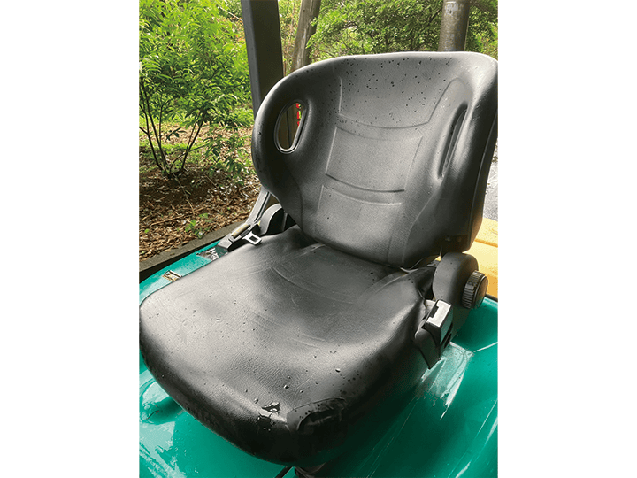 コマツ FG15C-18／1.5t／3Mマスト／カートンクランプ／MT