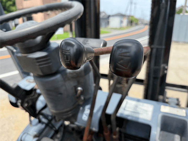 トヨタ 02-6FD25／2.5t／4Mフルフリーマスト／ディーゼル／AT