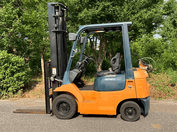 トヨタ 02-7FG15／1.5t／4Mマスト／AT
