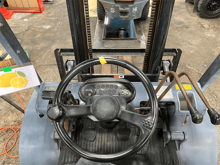トヨタ 42-6FG20／2t／4.5Mマスト／AT