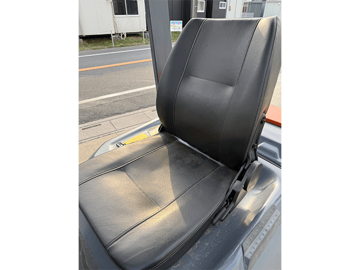 トヨタ 7FG18／1.8t／4Mマスト／MT／サイドシフト付き