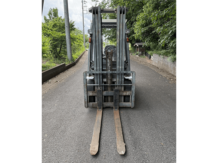 日産 YL02M20／2t／5Mマスト／MT／マルチレバー