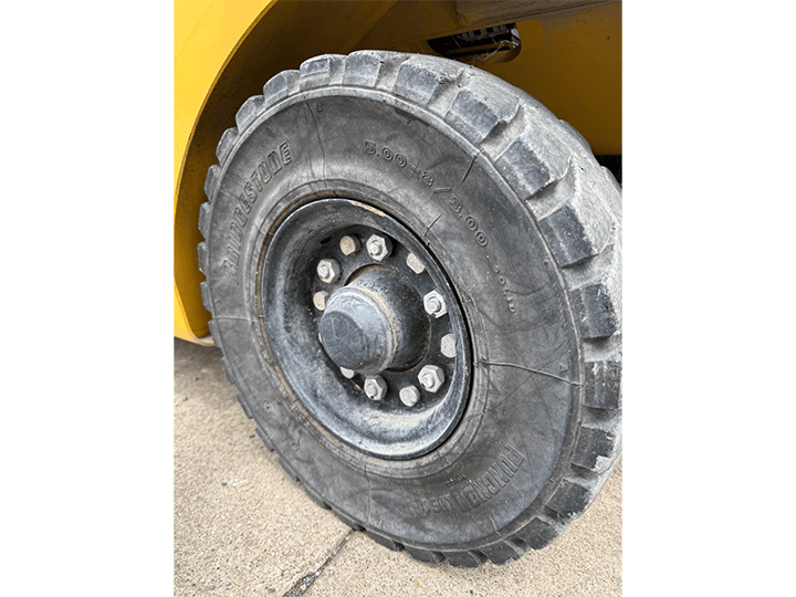 コマツ FG15C-21／1.5t／3Mマスト／MT／アワー極小